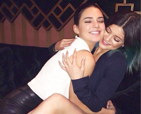 Khloe Kardashian posts sweet Instagram post in tri