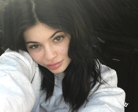 Kylie Jenner in no make up selfie