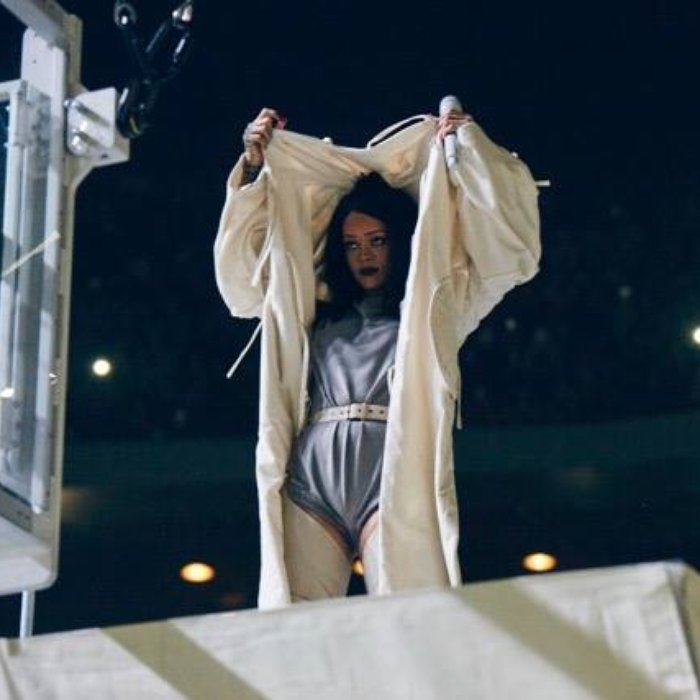 Watch Rihanna S Mashes Up ‘we Found Love And Calvin Harris ‘how Deep Is Your Love Capital