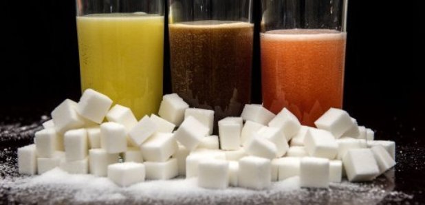 Sugary drinks and cubes