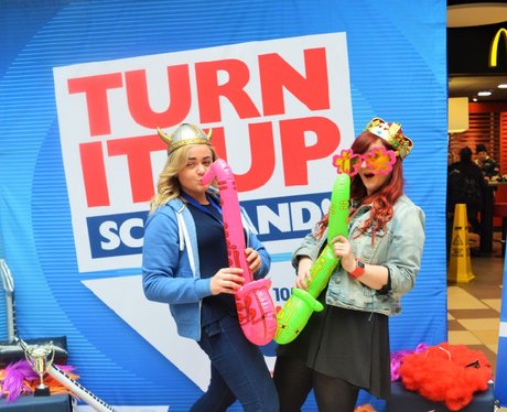 Were you pap'd by the Capital Street Stars?