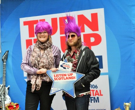 Were you pap'd by the Capital Street Stars?