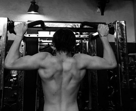 Brooklyn Beckham Shirtless Instagram