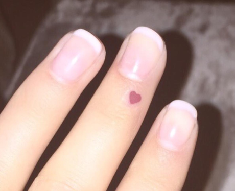 Cheryl Fernandez-Versini gets a new tattoo