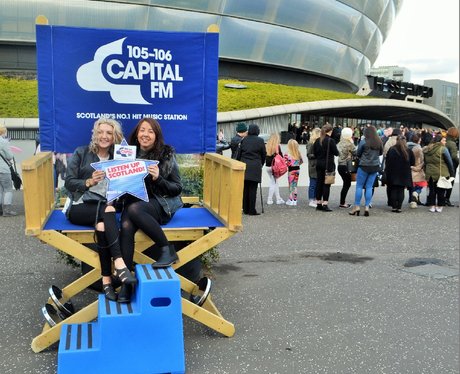 Were you pap'd by the Capital Street Stars?