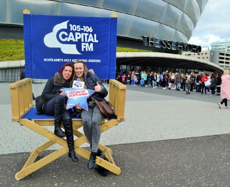 Were you pap'd by the Capital Street Stars?