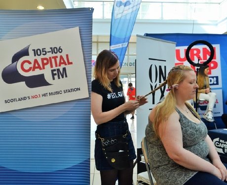 Were you pap'd by the Capital Street Stars?