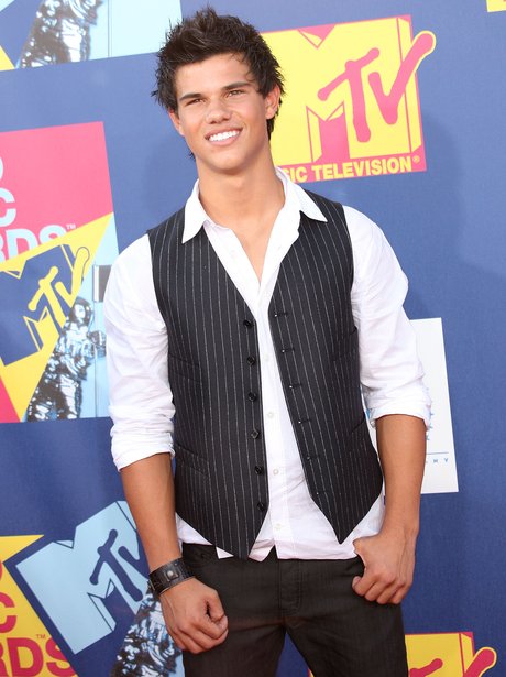 Taylor Lautner Body Transformation