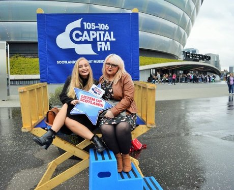 Were you pap'd by the Capital Street Stars?