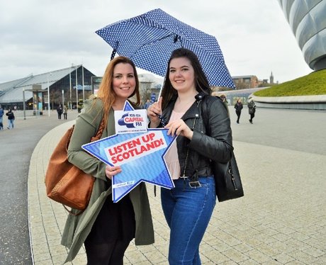Were you pap'd by the Capital Street Stars?