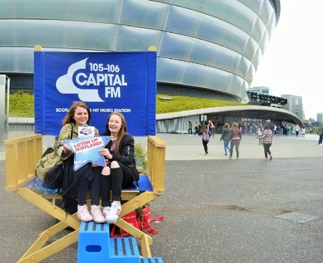 Were you pap'd by the Capital Street Stars?