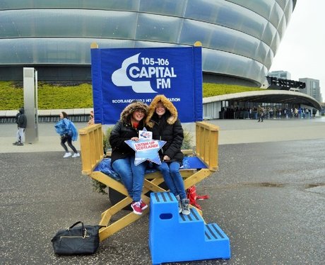 Were you pap'd by the Capital Street Stars?