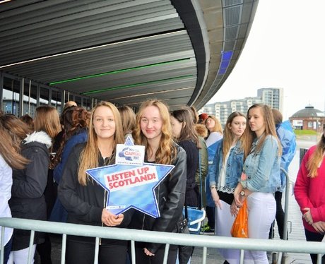 Were you pap'd by the Capital Street Stars?