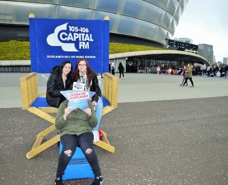 Were you pap'd by the Capital Street Stars?