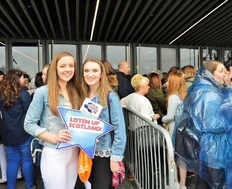 Were you pap'd by the Capital Street Stars?