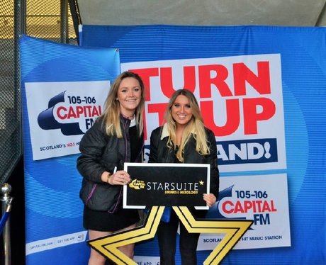 Were you pap'd by the Capital Street Stars?