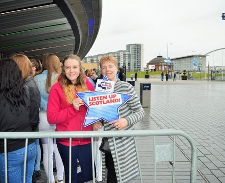 Were you pap'd by the Capital Street Stars?