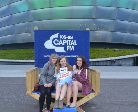 Were you pap'd by the Capital Street Stars?