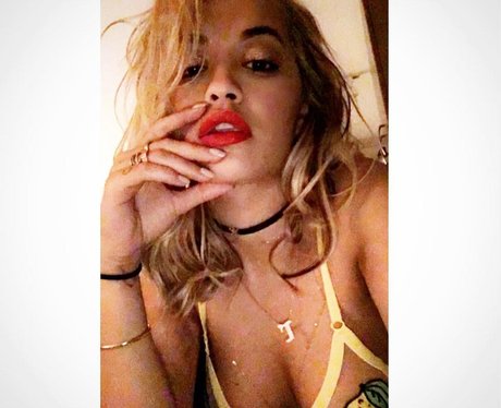 Rita Ora flaunts her assets in sultry photo