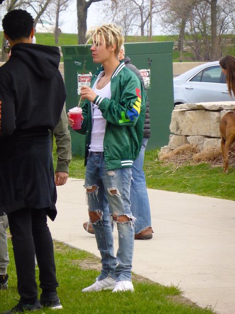 Justin Bieber enjoys some downtime in a local park