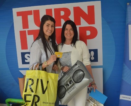Were you pap'd by the Capital Street Stars?