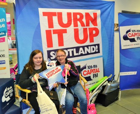 Were you pap'd by the Capital Street Stars?