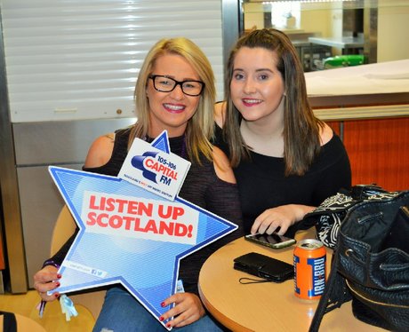 Were you pap'd by the Capital Street Stars?