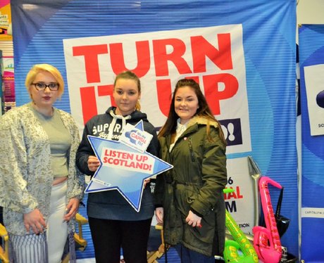 Were you pap'd by the Capital Street Stars?
