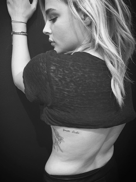 Chloe Grace Moretz gets a new tattoo
