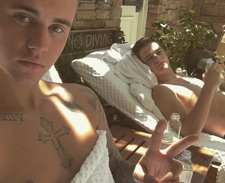Justin Bieber goes on holiday with Martin Garrix