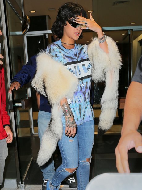 Rihanna steps out in tie dye t-shirt with sunglass