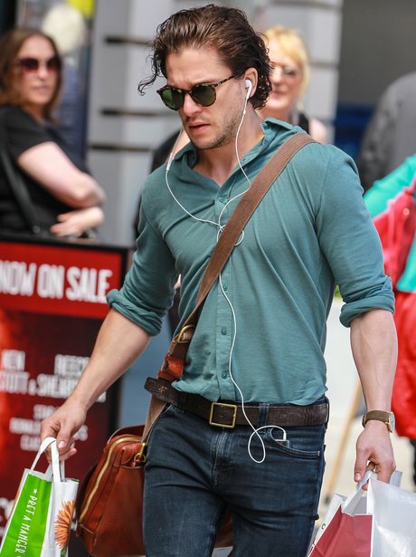 Kit Harington shows off clean shaven face