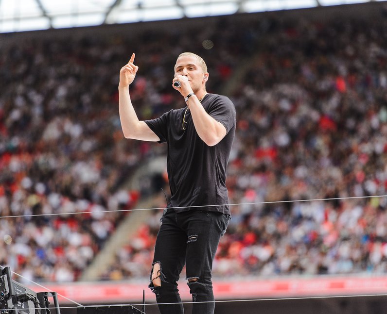 Mike Posner at the Summertime Ball 2016