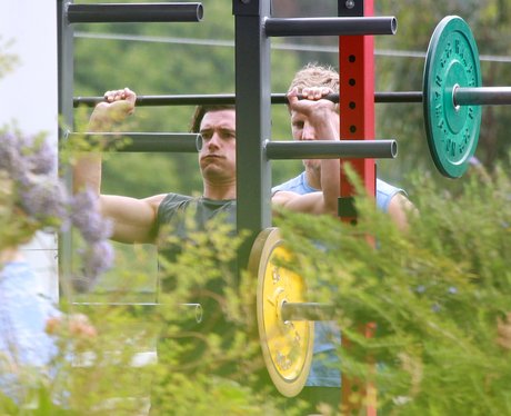 Orlando Bloom works out