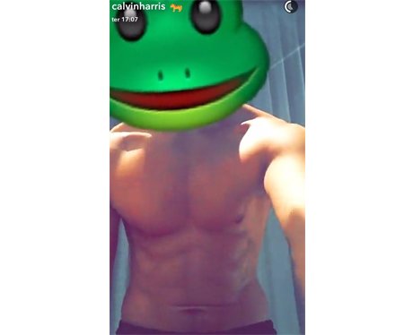 Calvin Harris shows off abs amidst Taylor Swift an