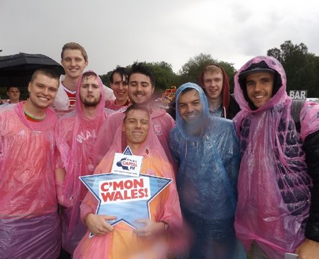Cardiff Fanzone: Wales v England