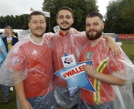 Cardiff Fanzone: Wales v England