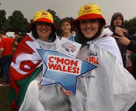 Cardiff Fanzone: Wales v England