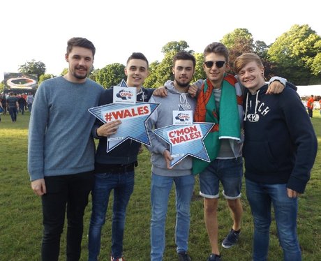Cardiff Fanzone: Wales v Russia