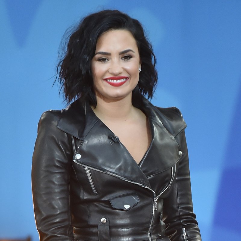 WHAT? Demi Lovato Has Just Quit Twitter And Instagram?! - Capital