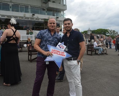 Were you pap'd by the Capital Street Stars