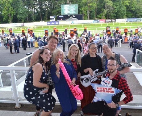 Were you pap'd by the Capital Street Stars