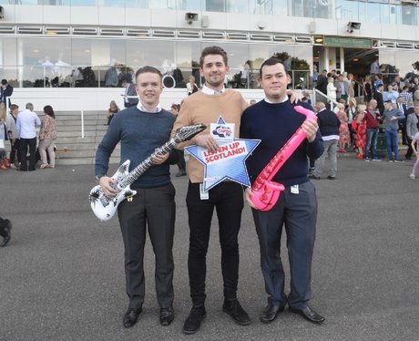 Were you pap'd by the Capital Street Stars
