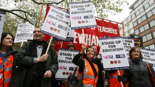 University staff strike over pay
