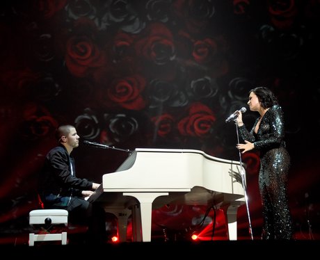 Demi Lovato and Nick Jonas kick of Future tour