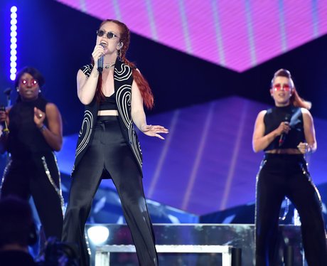 Jess Glynne performs at Isle Of MTV Malta 2016