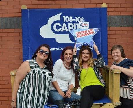 Were you pap'd by the Capital Street Stars?