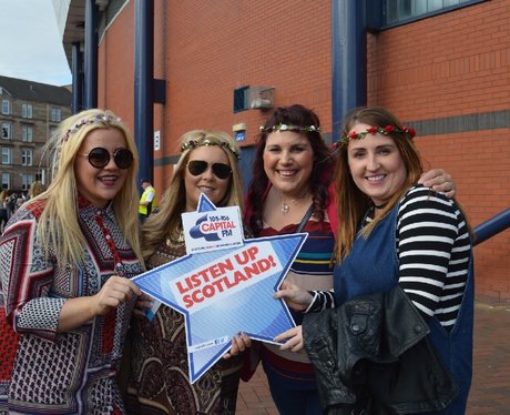 Were you pap'd by the Capital Street Stars?