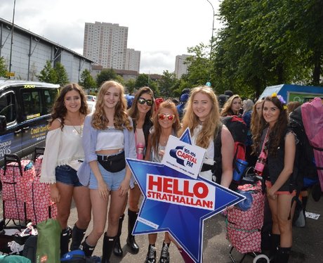 Were you pap'd by the Capital Street Stars?