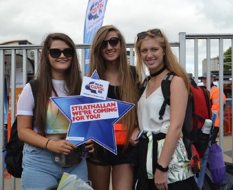 Were you pap'd by the Capital Street Stars?
